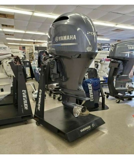 Used Yamaha 200 Hp 4 Stroke Outboard Engine 